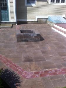 542956_364055383654306_938696440_n